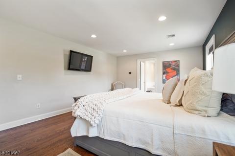 154 Hawthorne Ave, Springfield, NJ 07081