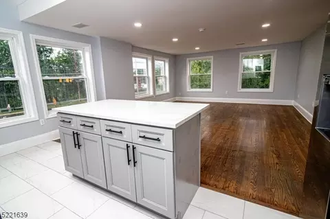 10 Codington Pl, Somerville, NJ 08876 photo 17