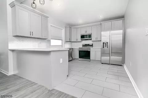 10 Codington Pl, Somerville, NJ 08876 photo 3