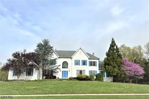 14 Meadow Lark Ln, Montgomery, NJ 08502
