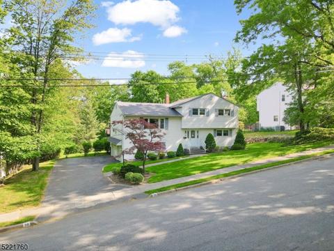 39 Huron Ave, Wayne, NJ 07470 photo 2