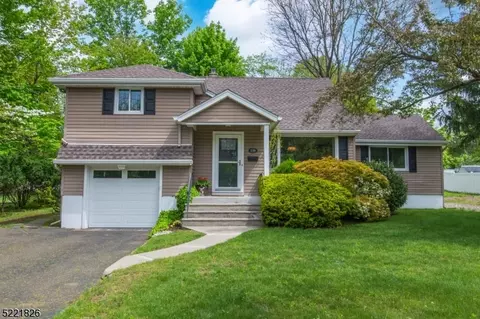 109 E Midland Ave, Paramus, NJ 07652 photo 1