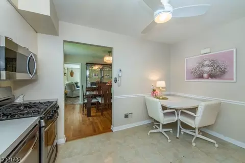 109 E Midland Ave, Paramus, NJ 07652 photo 12