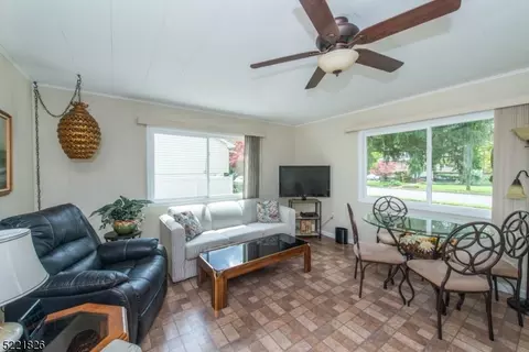 109 E Midland Ave, Paramus, NJ 07652 photo 9