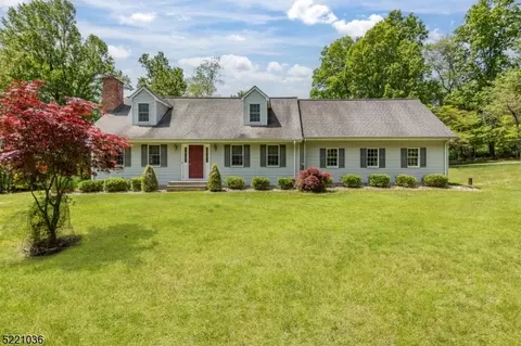 79 Mount Kipp Rd, Glen Gardner, NJ 08826