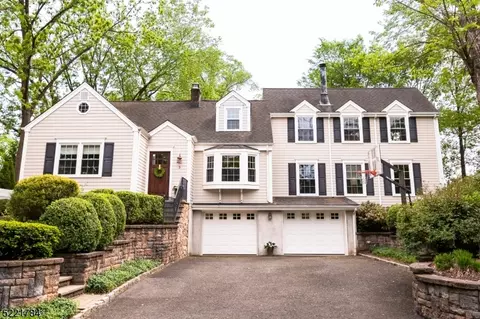5 Taft St, Chatham, NJ 07928