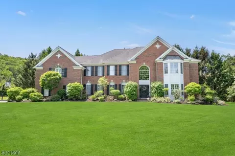 5 Harcourt Ter, Denville, NJ 07834