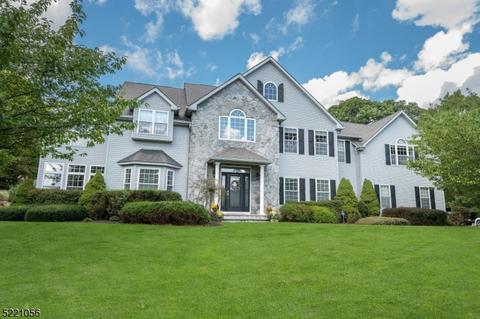 21 Manor Dr, Byram Township, NJ 07821