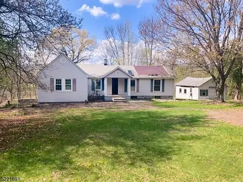 160 River Rd, Montague, NJ 07827