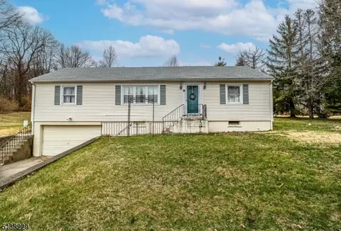 80 Russling Rd, Hackettstown, NJ 07840