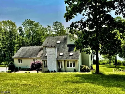 319 Union Brick Rd, Blairstown, NJ 07825