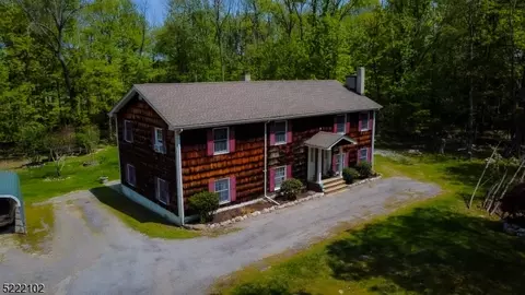 45 Mudtown Rd, Wantage, NJ 07461