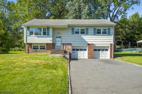 25 Sandra Cir, Westfield, NJ 07090