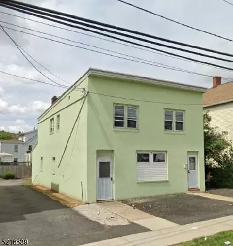 956 Chancellor Ave, Irvington, NJ 07111