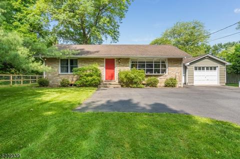 1109 Old York Rd, Ringoes, NJ 08551