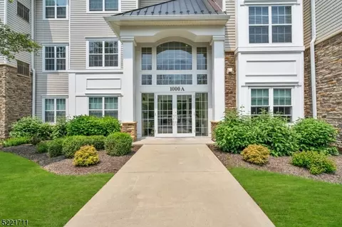 1204 Conrad Way #1204, Somerset, NJ 08873