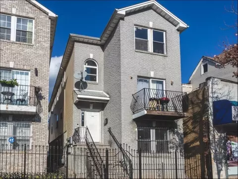 499 Clinton Ave, Newark, NJ 07108