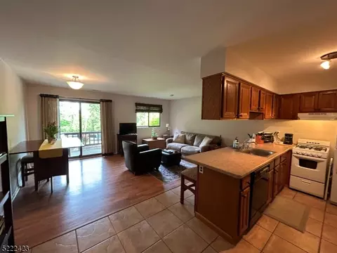 1 Telemark Dr Unit 3 #3, Vernon, NJ 07462