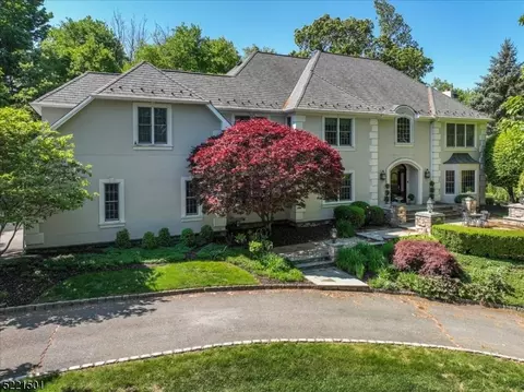 10 Masar Rd, Boonton, NJ 07005