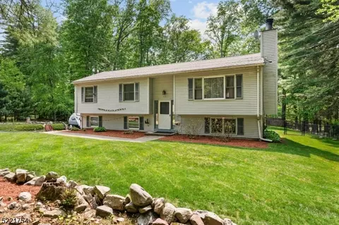 312 New Rd, Montague, NJ 07827