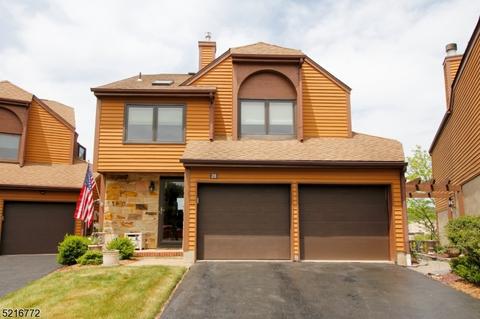 28 Fox Hunt Dr, Rockaway, NJ 07866