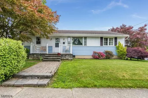 556 John Mitchell Ave, Phillipsburg, NJ 08865