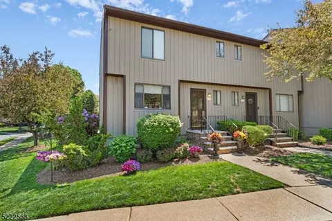 38 Park St #6F, Florham Park, NJ 07932