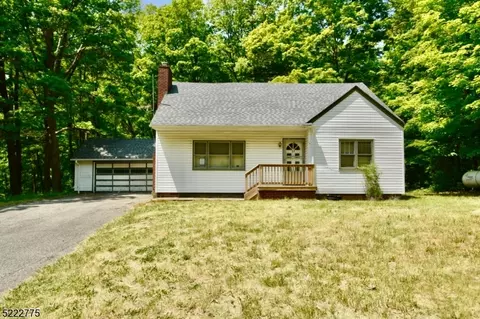 87 Stockholm Vernon Rd, Hardyston, NJ 07460