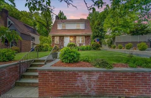 225 Elm Ave, Hackensack, NJ 07601 photo 1