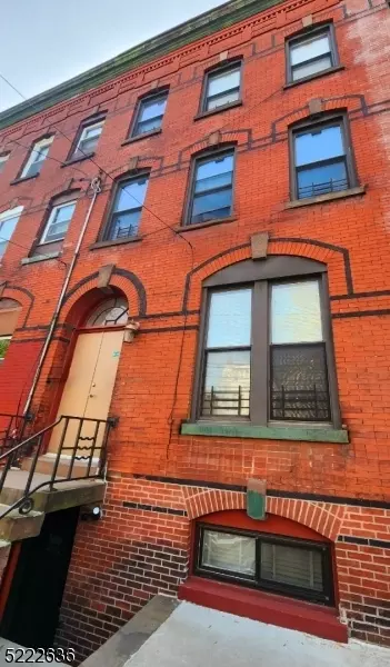 27 Wakeman Ave, Newark, NJ 07104