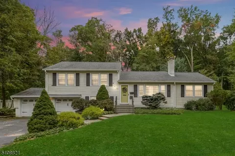 50 Afton Dr, Florham Park, NJ 07932