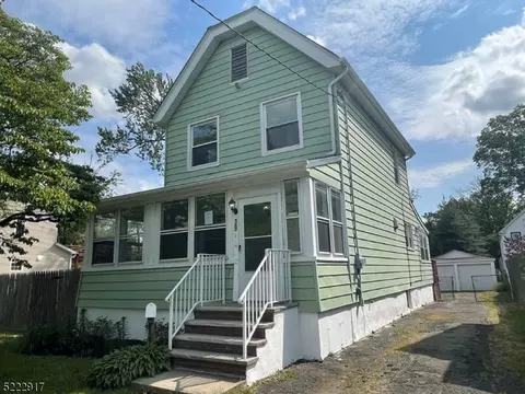 39 Harrison Ave, North Plainfield, NJ 07060