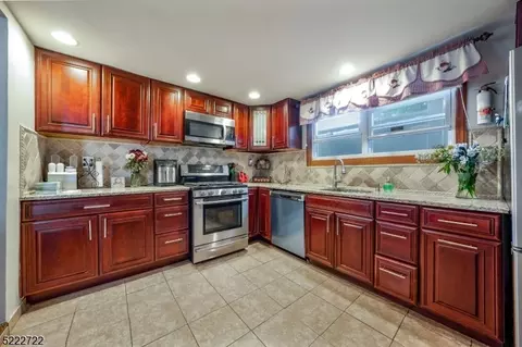 191 Silver Ave, Hillside, NJ 07205