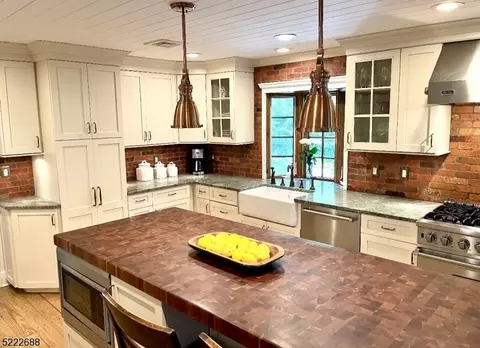 575 Shunpike Rd, Chatham Twp, NJ 07928