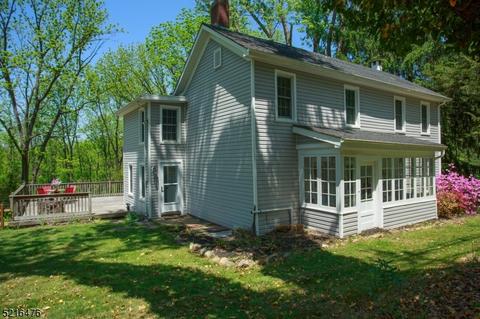 229 Musconetcong River Rd, Washington, NJ 07882