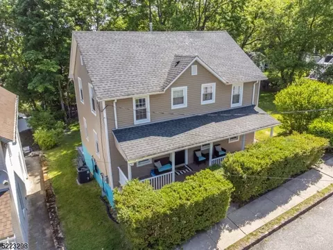 55 Liberty St, Dover, NJ 07801