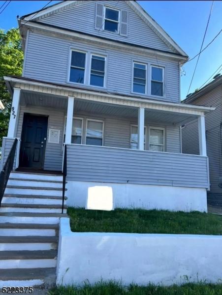 925 Emma St, Elizabeth, NJ 07201