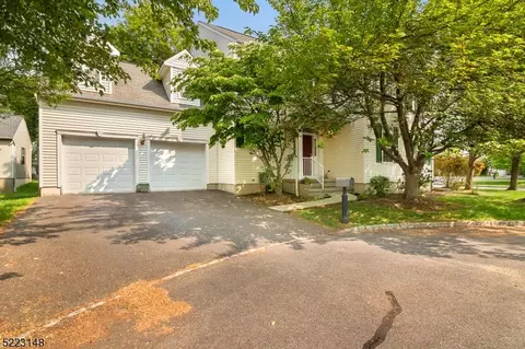 36 Hansom Rd, Bernards, NJ 07920