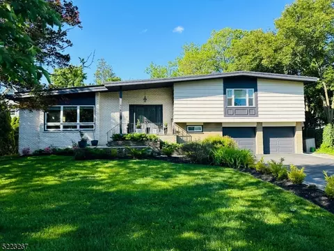 516 Hamilton Rd, South Orange, NJ 07079