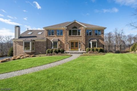 27 Copeland Rd, Denville, NJ 07834