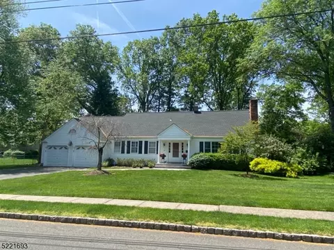 59 Sherbrooke Dr, Florham Park, NJ 07932