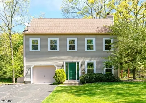 23 Linden Dr, Sparta, NJ 07871