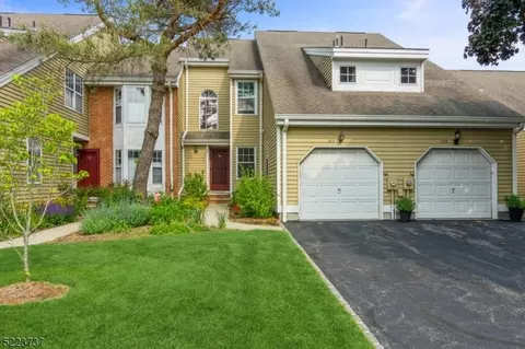 214 Cerrutti Ct, West Orange, NJ 07052