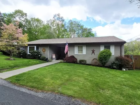 360 Scott Rd, Franklin, NJ 07416