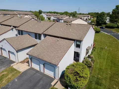 273 Spruce Ct, Flemington, NJ 08822