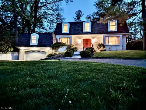 17 Blanchard Rd, South Orange, NJ 07079