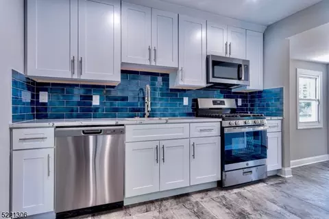 304 Halsey Rd, Parsippany-troy Hills Twp, NJ 07054