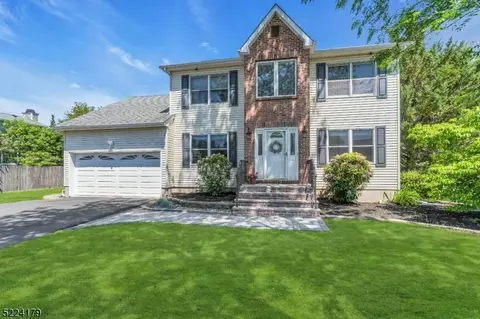 426 Conover Dr, Hillsborough, NJ 08844
