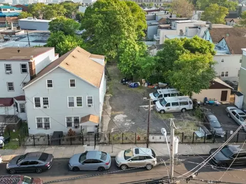 14-16 Nursery St, Newark, NJ 07104