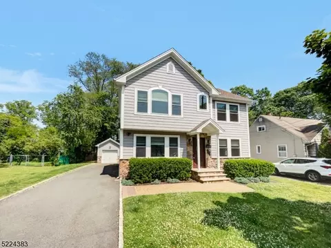 1241 Revoir Dr, Rahway, NJ 07065